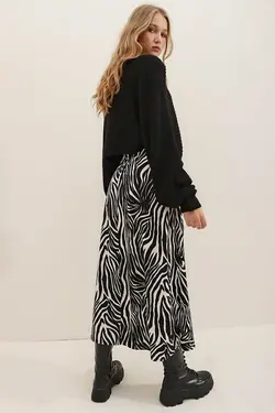 دامن نرم دور کمر بلند قد تابستانی بافتنی چاک دار مشکی زنانه برند Hera Fashion کد 1685205038