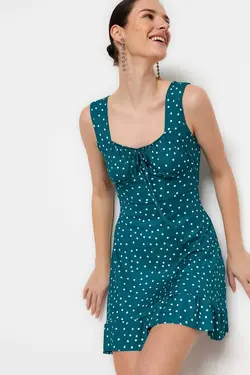 پیراهن بافتنی کوچک یقه والان‎دار مربع چاپی خال خالی نفتی a-line برند TRENDYOLMİLLA کد 1685422651