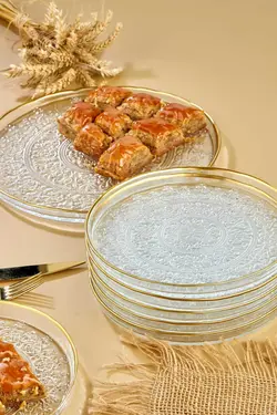 بشقاب سرویس ست صبحانه طلاکاری شده شیرینی کیک شیشه ای 7تکه طلایی برند chiesa کد 1686495888