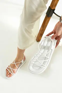 صندل سفید زنانه دارت برند Shakrak کد 1688394295