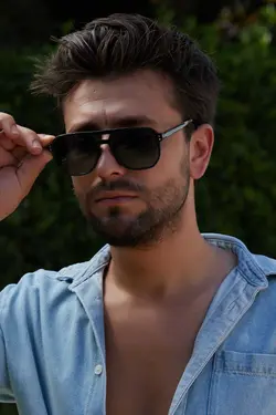 عینک 01مردانه 1010 c01 برند By Harmony کد 1688328008