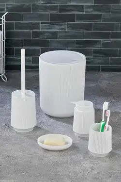 ست سرویس بهداشتی راه‎راه سفید .گرد. برند vipgross کد 1688316598