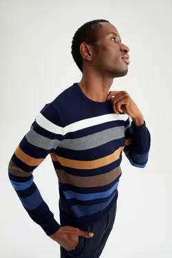 پلیور بافتنی متناسب طرح‎دار خطدار یقه گرد برند Defacto کد 1638598672