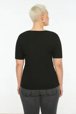 تیشرت بافتنی یقه ساده مربع مشکی برند Trendyol Curve کد 1647311059