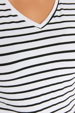 تیشرت بافتنی راه‎راه یقه هفت سفید برند Trendyol Curve کد 1647445868