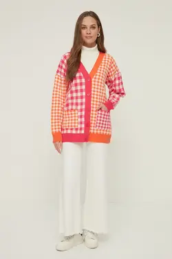 بافتنی طرح‎دار شطرنجی یقه هفت سرخابی برند TRENDYOL MODEST کد 1647399324