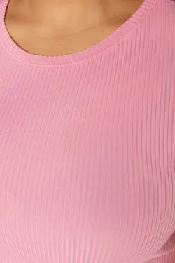 تیشرت بافتنی یقه گرد رنگ گل رز برند Trendyol Curve کد 1647530471