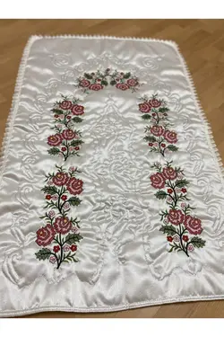 سجاده ساتن قلاب دوزی شده برند ayhan home ev tekstili کد 1647501752