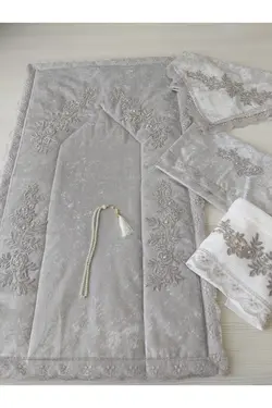 ست سجاده عروس فرانسوی مخملی 5تکه توری برند Lamazihome کد 1647605831