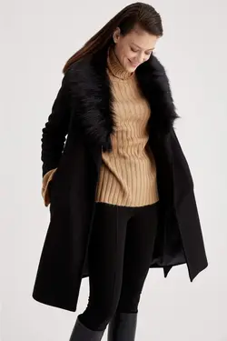 پالتو تک دکمه خز یقه سایز بزرگ زنانه کمربند دار برند MODAM ESİLA کد 1647700867