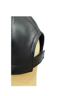 کلاه چرم اصل 100100% مشکی برند İZİZ AKSESUAR کد 1647732491