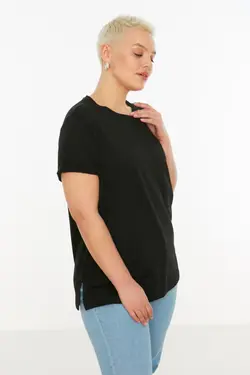 تیشرت بافتنی ساده چاک دار یقه گرد مشکی برند Trendyol Curve کد 1648011429