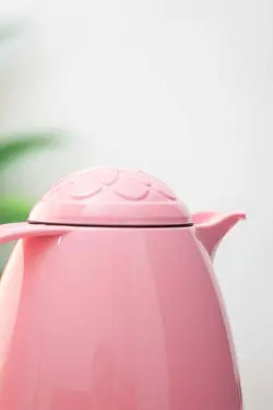 فلاسک خیلی گرم سرد نرم قلاب دوزی داخل 12ساعت چای 1lt صورتی شیشه است) میزان&amp; برند Depa کد 1699804931
