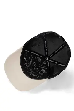 کلاه کت جین لوگو‎دار 60 ببر سیاه کرمی (قطر) برند BlackBörk کد 1699368412