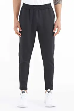 شلوار راحتی راحت کشی مخفی جیبدار عقب مردانه زیپدار مشکی برند Air Jones کد 1697773275