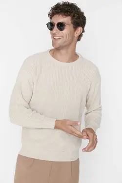 پلیور بافتنی قالب گشاد ساده یقه گرد بژ مردانه برند TRENDYOL MAN کد 1696342570
