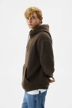 سوییشرت کلاهدار ساده رنگی برند Pull &amp; Bear کد 1696342453