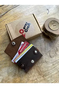 جا کلیدی سری با استعداد کارتی چرم اصل دست ساز برند overcraft کد 1700556268