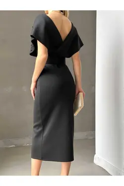 لباس مجلسی پارچه کمربند‎دار آستین خفاشی سایز بزرگ مروارید دوزی شده یقه هفت مشکی زنانه برند WoolnClyde کد 1700631607