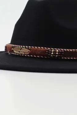 کلاه طرح‎دار ابر و باد مشکی کمربند پارچه ای برند Kapin کد 1701290723