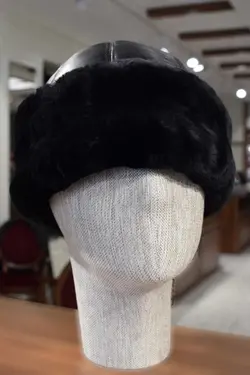 کلاه آستر خزدار سیسن شما چرم اصل مشکی برند Göksu Şapka کد 1701289336