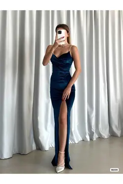 لباس مجلسی نامزدی پارچه مخملی چاک دار سنگی آبی نفتی بند‎دار زنانه برند WOST کد 1703751398