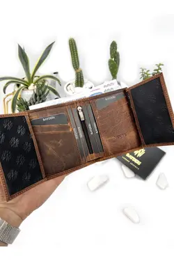 کیف پول جا کارتی بزرگ گشاد شتری مردانه چرم اصل برند bayderi کد 1648187768