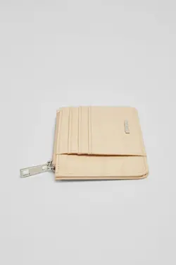 چرم مصنوعی به صورت پوست تمساح جا کارتی برند Bershka کد 1648382359
