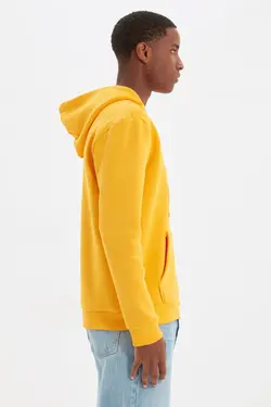 سوییشرت جیب دار کلاهدار متناسب آستین بلند خردلی مردانه برند TRENDYOL MAN کد 1648493235