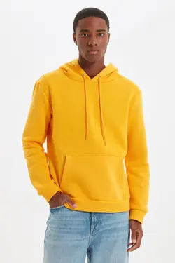 سوییشرت جیب دار کلاهدار متناسب آستین بلند خردلی مردانه برند TRENDYOL MAN کد 1648493235