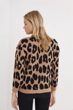 بافتنی 4دکمه‎دار طرح پلنگی قهوه‎ای زنانه برند MODA BEN کد 1648971968