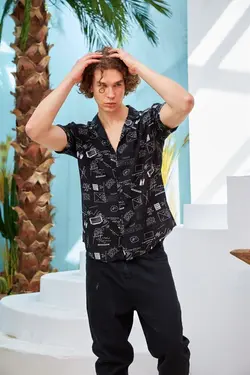 پیراهن آستین کوتاه چاپی یقه طرح‎دار برند Rocqerx کد 1649067249