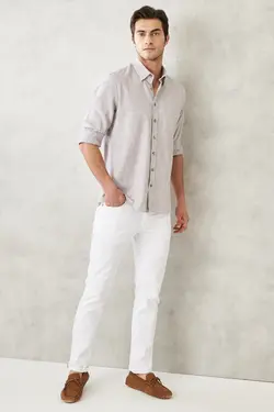 پیراهن دکمه‎دار برش اسلیم فیت یقه روزمره آسیتن کوتاه قالب تنگ قهوه‎ای مردانه برند Altınyıldız Classics کد 1648753940