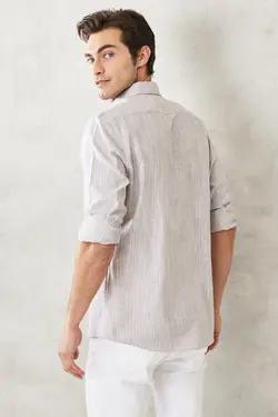 پیراهن دکمه‎دار برش اسلیم فیت یقه روزمره آسیتن کوتاه قالب تنگ قهوه‎ای مردانه برند Altınyıldız Classics کد 1648753940