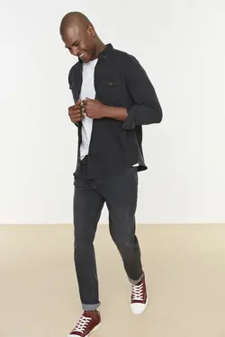 پیراهن دکمه‎دار متناسب فلزی مردانه مشکی برند TRENDYOL MAN کد 1649670558