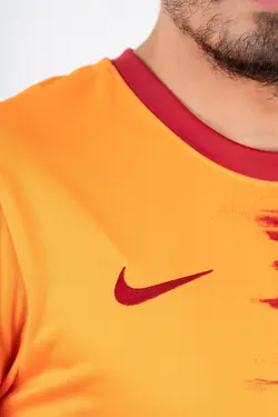 یونیفرم جعبه‎دار زمین زیر چوب کادو تیکه دار برند Galatasaray کد 1650842712