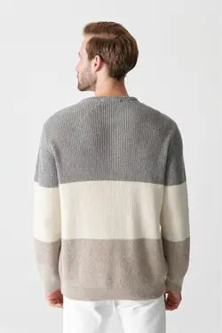 پلیور راه‎راه یقه گرد طوسی مردانه برند Avva کد 1650840918