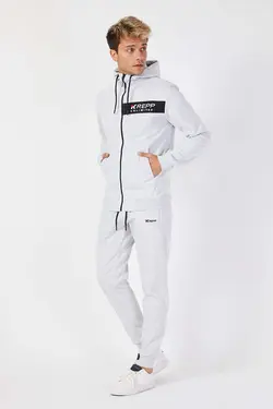 ست لباس راحتی کلاهدار کامل آرم چاپی سفید زیپدار مردانه برند KREPP کد 1651462027