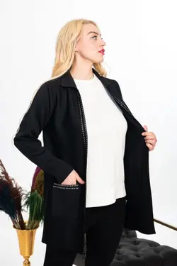 کت بافتنی متناسب سایز بزرگ طرح‎دار دوخته شده مشکی برند Tütsü Triko کد 1651622168