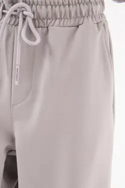 شلوار راحتی گشاد دور کمر جاگر 3جیب دار کشی پاچه ساده طوسی برند Machinist کد 1651602848