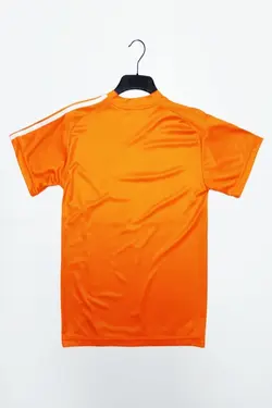 ست لباس فرم فوتبال سفید نارنجی برند K18moda کد 1651716722