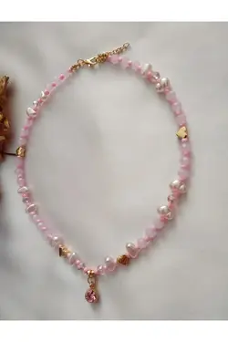 گردنبند مهره دار کریستال قلبدار مروارید دوزی شده پودر سه تایی برند Fata Morgana Accessory کد 1652141023