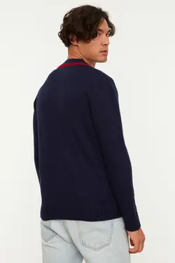 بافتنی متناسب طرح‎دار خطدار رنگ سرمه ای کنتراست مردانه برند TRENDYOL MAN کد 1652587148