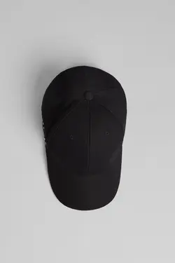 کلاه ساده برند Bershka کد 1652812815