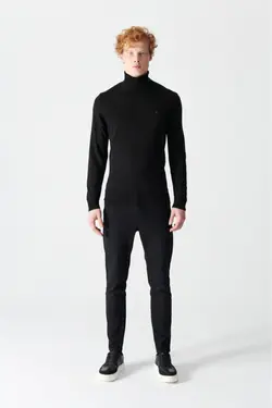 پلیور ساده یقه اسکی مشکی مردانه برند Avva کد 1652815893