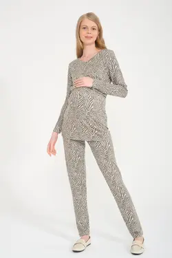 بلوز شیردهی طرح‎دار ارتشی سبز برند Perla Blanca کد 1652916323