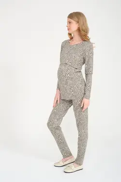 بلوز شیردهی طرح‎دار ارتشی سبز برند Perla Blanca کد 1652916323