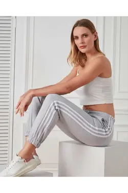 شلوار راحتی 3نواری طوسی برند THE PASSION کد 1652878805