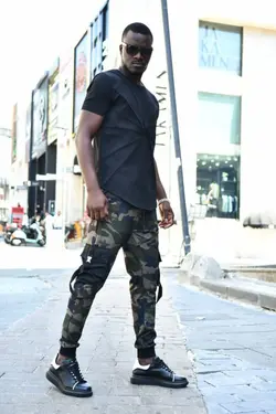 شلوار راحتی چاپ جیب دار طرحدار پاچه دمپا کش طرح ارتشی برند DAVID&amp;GERENZO کد 1652879277