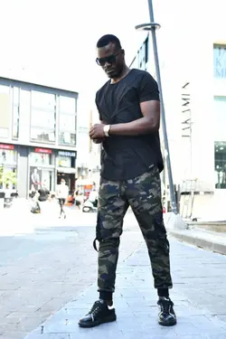 شلوار راحتی چاپ جیب دار طرحدار پاچه دمپا کش طرح ارتشی برند DAVID&amp;GERENZO کد 1652879277